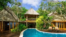 Villa exterior private pool