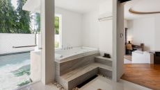 003297 14 The Lighthouse 1st floor ensuite bathroom The Racha 2025