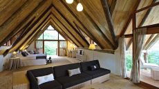 private house master bedroom