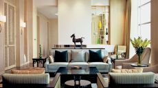 sitting room dining room