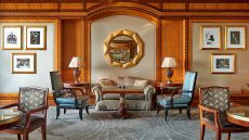  The  Bar  Four  Seasons  Cairo  Nile  Plaza.