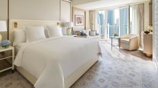 Guest room Four Seasons Hotel Doha