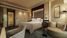 Premier Harbour View Suite Bed