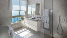  Bathroom  Cap  Estel.