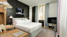  junior suite   Portrait  Roma.