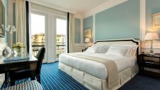 deluxe double river view 02 copy  Hotel  Lungarno.