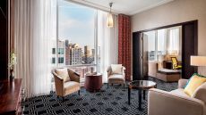 Livingroom Sofitel Montreal Golden Mile