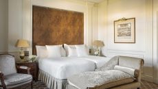 DELUXE RED LEVEL I at Hotel Fenix a Gran Melia Hotel Madrid