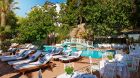 pool dining