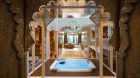 jacuzzi
