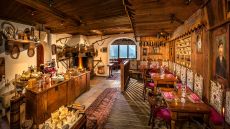 Restaurant, cheese bar