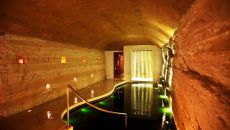 Spa cave