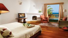 king minos royalty suite with private pool