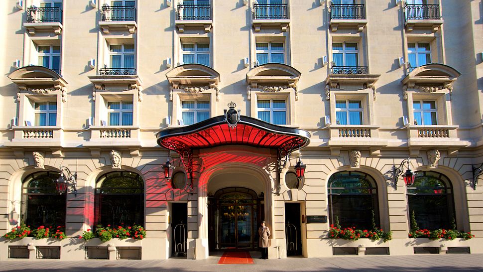 Resultado de imagen para le royal monceau raffles paris