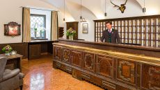 Front Desk Hotel Goldener Hirsch Hotel Goldener Hirsch 2025