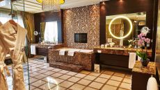 Royal Suite Bathroom at Steigenberger Frankfurter Hof