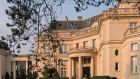 Tiara Chateau Hotel Mont Royal Chantilly extarior