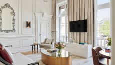 guestroom at Hotel du Louvre in the Unbound Collection by Hyatt