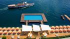Grand Hotel Tremezzo floating pool