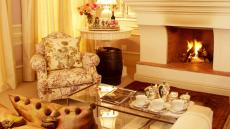 sitting area fireplace