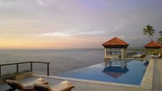 Infinity Pool at The Club