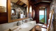 Necker  Island  Leha  Lo bathroom