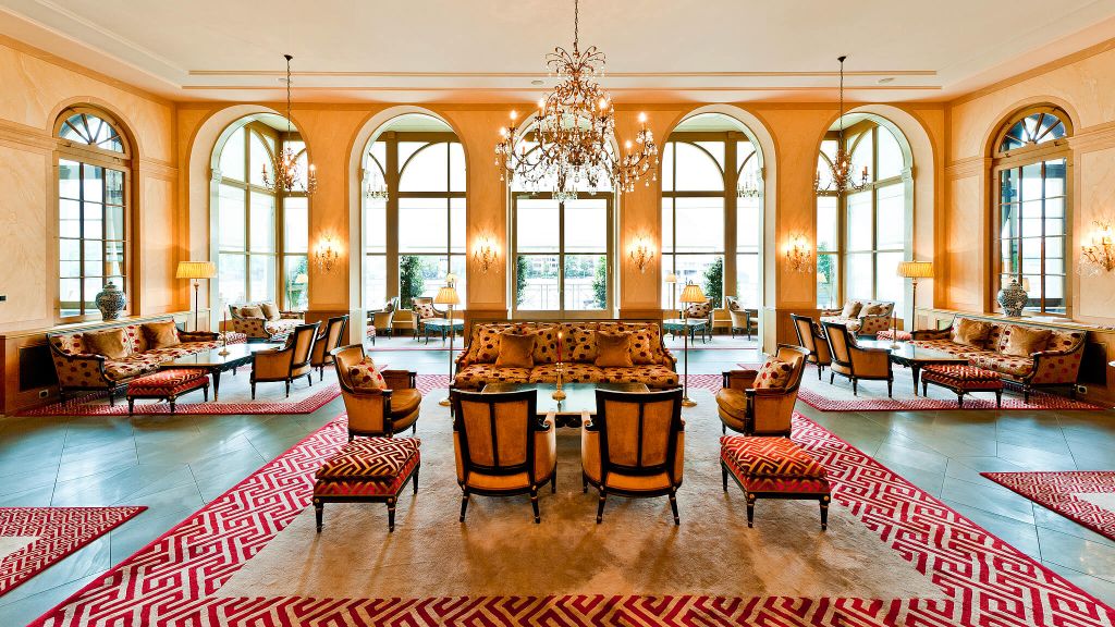 grand-hotel-les-trois-rois-basel-basel-stadt