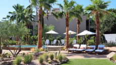 exterior lounge 02 Arizona Biltmore