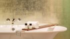 Grand Suite Mediterranea bathtub detail