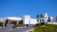 Entrance Elounda Peninsula All Suite Hotel