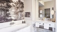 Chambre Deluxe at Hotel Barriere Le Fouquet s Paris