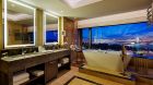 Deluxe Room bathroom bath tub