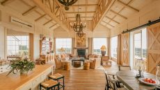 Hawke s Bay Four Bedroom villa Lounge