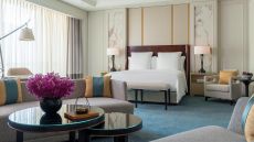  Junior  Suite  Four  Seasons  Macao  Cotai  Strip.