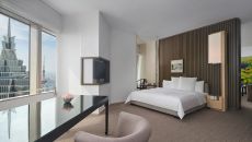 Bund View Suite at Park Hyatt Shanghai