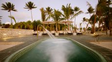 outdoor pool umbrellas mountain view