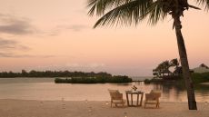  Beach dinner  Four  Seasons  Mauritius  Anahita.