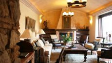 outdoor jacuzzi night