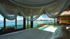 villa bathroom