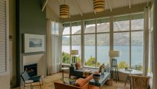 Grand Lake View Suite Room  lounge