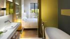 Deluxe room bathroom