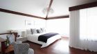 calming bedroom at Insolito
