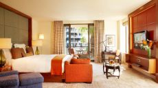  Two Bedroom Island Suite  Main Bedroom 