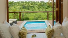 Luxury Suite private plunge pool