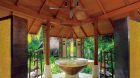 bathroom at Constance Halaveli