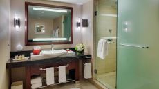 bathroom at Battery Wharf Hotel