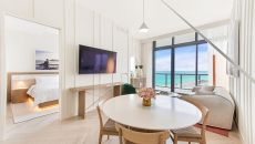 Fantastic 01 W South Beach