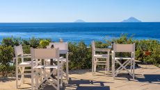 Bar Russuri at Therasia Resort