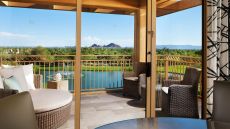 Canyon Suite Patio Golf