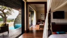 private plunge pool at Four Seasons Safari Lodge